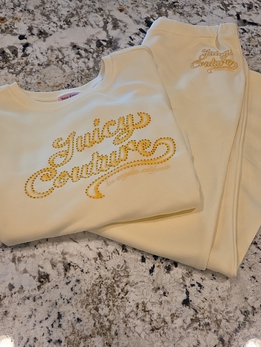 Juicy Couture Womens Soft Yellow Sweatsuit with Gold Logo